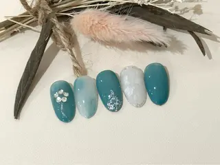 ネイル M+  Beauty Salonのネイルデザイン