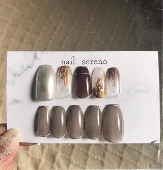 ネイル 【骨格診断📝 最強似合わせ眉✨】のエステ・リラクイメージ