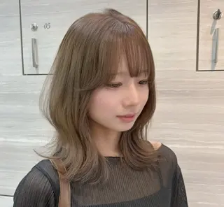 ロング カラー ナツミ/透明感カラー /酸性ストレートのヘアスタイル