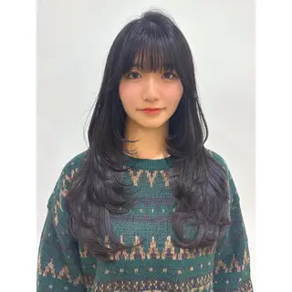 ロング fameu / hinaのヘアスタイル