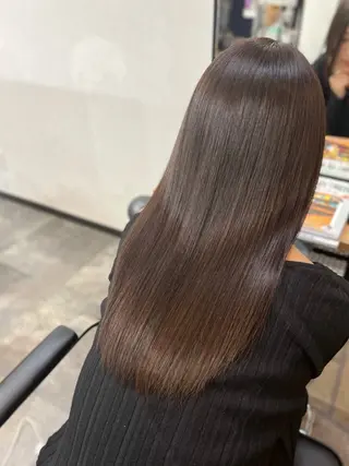 ロング 井上 美織のヘアスタイル