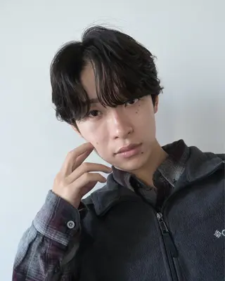 ショート メンズ December/jingumae所属・メンズパーマ 特化うえちりくのヘアスタイル