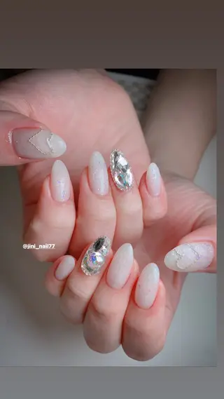ネイル JINI NAIL所属・ジニ ネイルのネイルデザイン