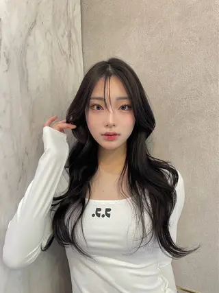 ロング RIN🩶レイヤー /ハッシュカットのヘアスタイル