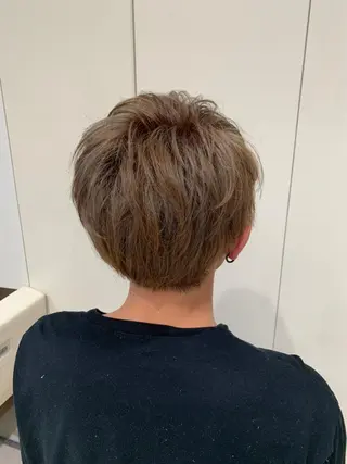 カラー メンズスタイリスト 真栄平有希のヘアスタイル