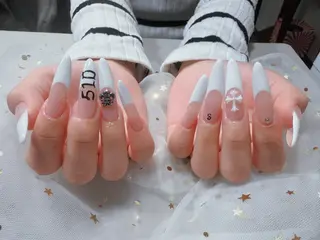 ネイル U.MI Nail Salonのネイルデザイン