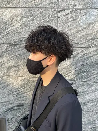 ショート カラー パーマ ヘアアレンジ メンズ キッズ ネイル マツエク・マツパ スパイキー/フェザー /波巻き/かいとのヘアスタイル