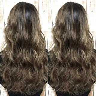 ロング カラー 井上 一平のヘアスタイル