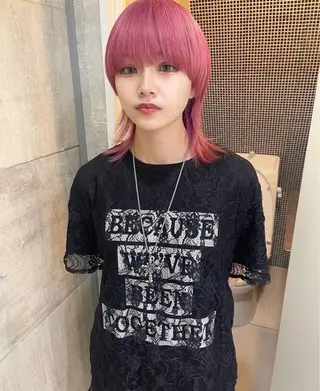 ショート カラー ケアブリーチ/派手髪 ダブルカラー/ナナのヘアスタイル