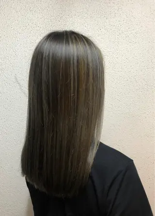 ショート カラー Ｂleu所属・伊熊 美砂のヘアスタイル