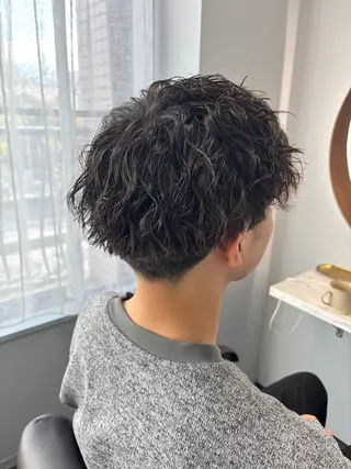 ミディアム パーマ メンズ warme .のヘアスタイル