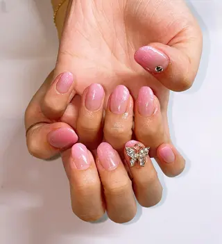 ネイル VIERU 🌈🎀💖のネイルデザイン