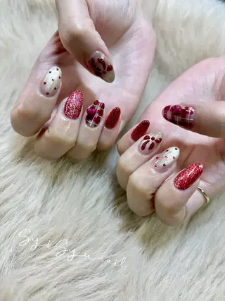 ミディアム SyiSyu なんば本店のネイルデザイン