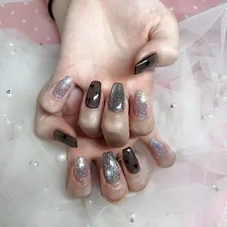 ネイル Fairyフェアリーネイルサロン所属・Nail Hibi サロンのネイルデザイン