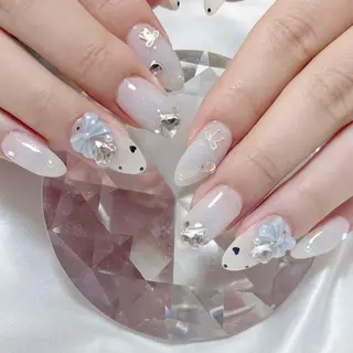 ネイル fein. miku🎀🍼のネイルデザイン