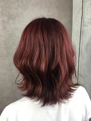 セミロング カラー ツイストスパイラル パーマ🟡KYOUのヘアスタイル