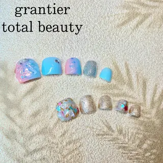 ネイル grantier beautyのネイルデザイン
