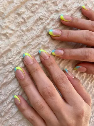 ロング カラー ヘアアレンジ キッズ ネイル マツエク・マツパ アイブロウ 福田 加奈のネイルデザイン