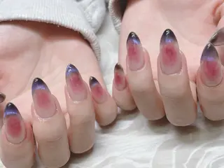 ネイル 芦辺 香奈のネイルデザイン