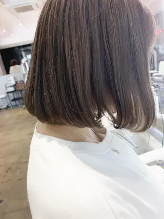 ショート カラー PHIDGE所属・山下 千明のヘアスタイル