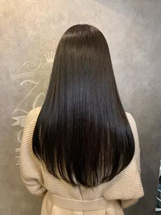 ロング カラー she2新宿所属・✨️極艶髪質改善✖️ クロスパーマ✨のヘアスタイル