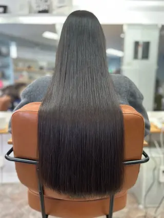 ロング 一條 乃亜のヘアスタイル