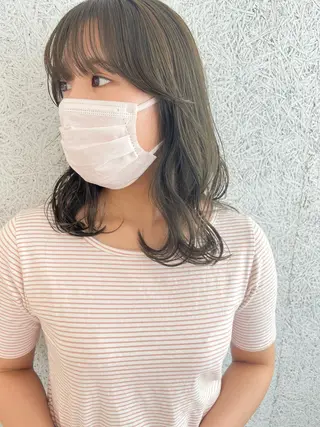 ミディアム カラー SOYON 🤍CHIZU🤍.のヘアスタイル