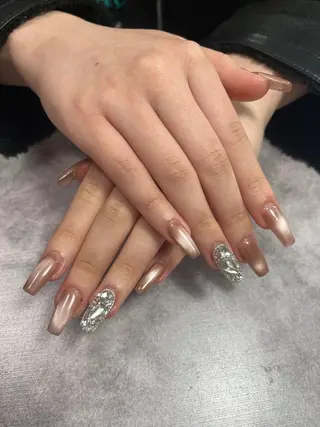 ネイル rino  nail所属・坂 しおのネイルデザイン