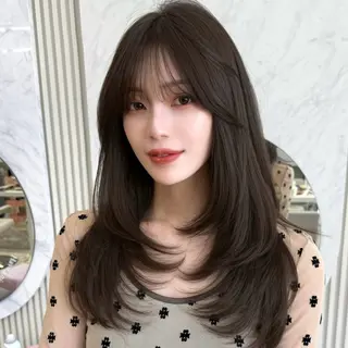 セミロング カラー 似合わせレイヤー/ 透明感カラーのヘアスタイル