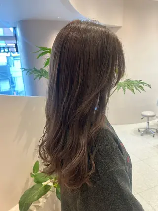 ロング カラー 浅倉栞 /透明感カラーのヘアスタイル