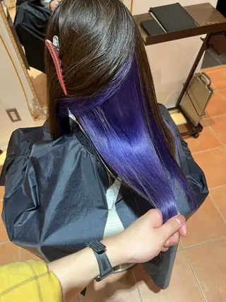 ロング カラー カラースペシャリスト ・齊藤 羽瑠輝のヘアスタイル