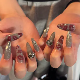 ロング 小川 柚香のネイルデザイン