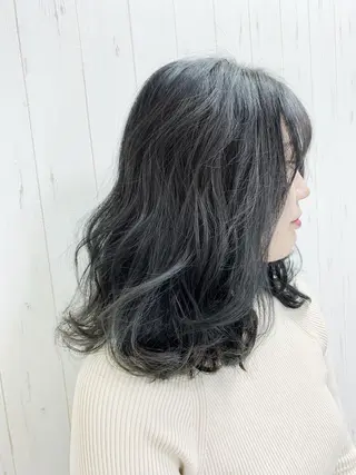 ミディアム カラー パーマ 指名支持率NO.1 スタイリストのヘアスタイル