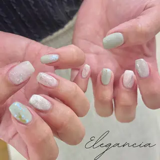 カラー ネイル Elegancia. Hiromiのネイルデザイン