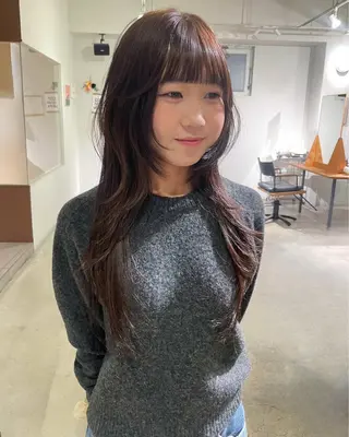 ロング カラー sachi / tsunaguのヘアスタイル