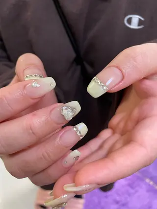 ネイル Ami 🦥のネイルデザイン