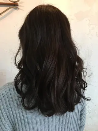 セミロング 松田 由紀子のヘアスタイル