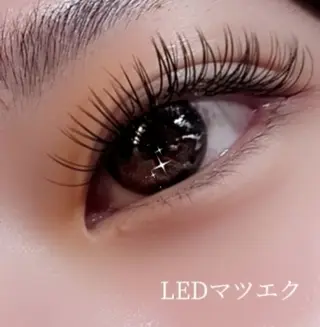 マツエク・マツパ ambi with tiara所属・ambi×tiara NAOKAのマツエク・マツパデザイン