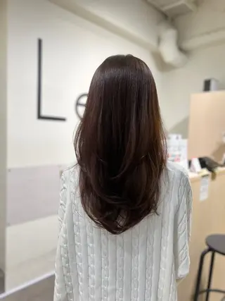 セミロング 韓国レイヤー|ハッシ ュレイヤー|艶カラーのヘアスタイル