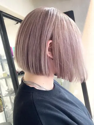 ショート カラー 🌈艶ハイトーン🌈 心を込めます🤝涼介のヘアスタイル