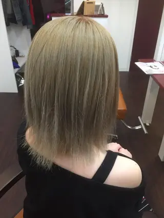 ショート 🌈カラー33∞円 🌈北綾瀬 谷中店のヘアスタイル
