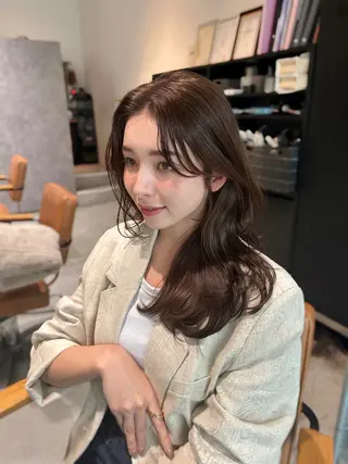 セミロング 奥田 蓮のヘアスタイル