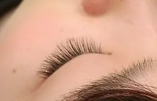 マツエク・マツパ soin de brace あやめ池店所属・松井 冴のマツエク・マツパデザイン