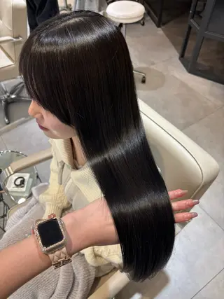 ロング パーマ miku/暖色カラー /トリートメントのヘアスタイル