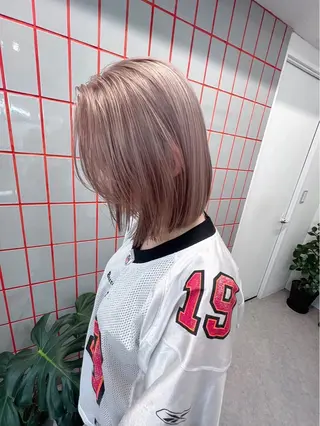 ロング カラー PELE所属・盛れる💖ミルクティ ー💍🎀yuiのヘアスタイル