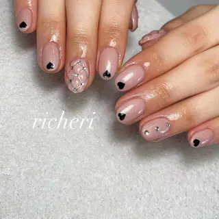 ミディアム ネイル richeri beautyのネイルデザイン