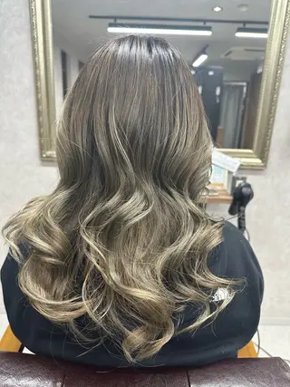 ロング カラー Lien 深井店のヘアスタイル