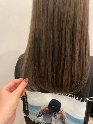 カラー 古澤 あかねのヘアスタイル