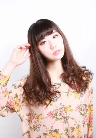 ロング 山野井 誠のヘアスタイル