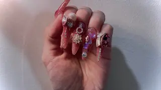 ネイル Spiky とうげ ふうかのネイルデザイン